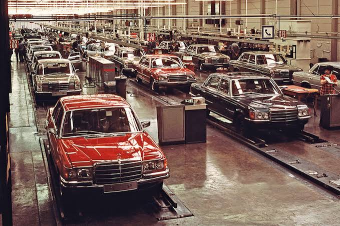 Exposição Mercedes-Benz